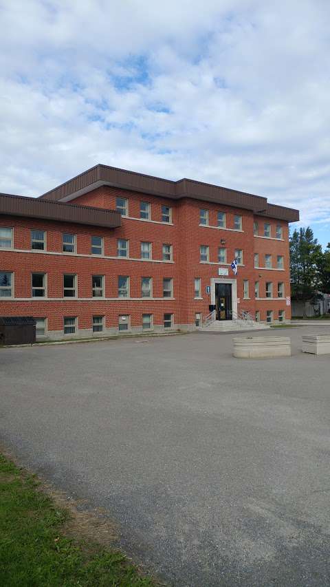École Saint-Victor